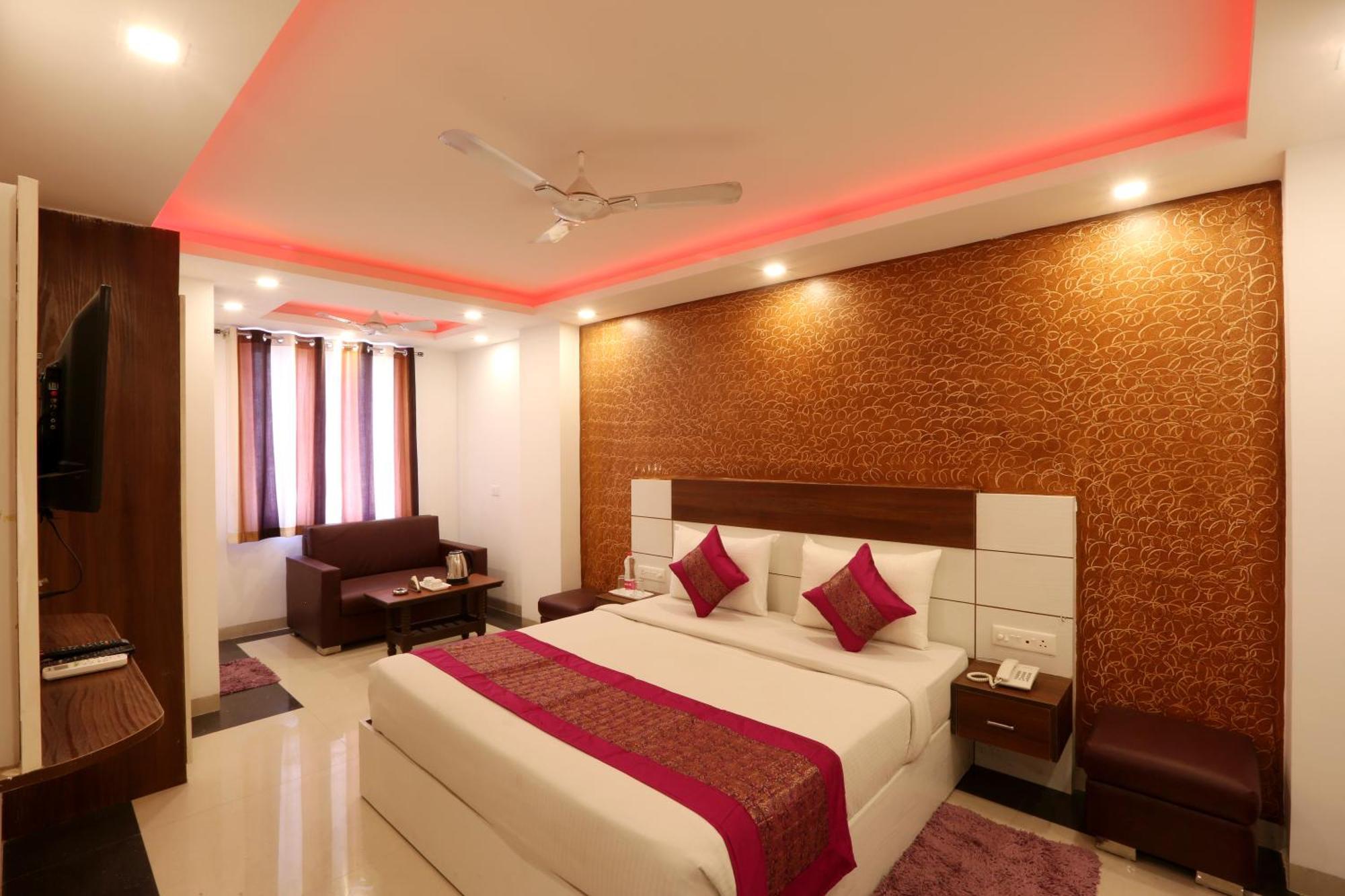 ניו דלהי Hotel Skywood At Airport מראה חיצוני תמונה